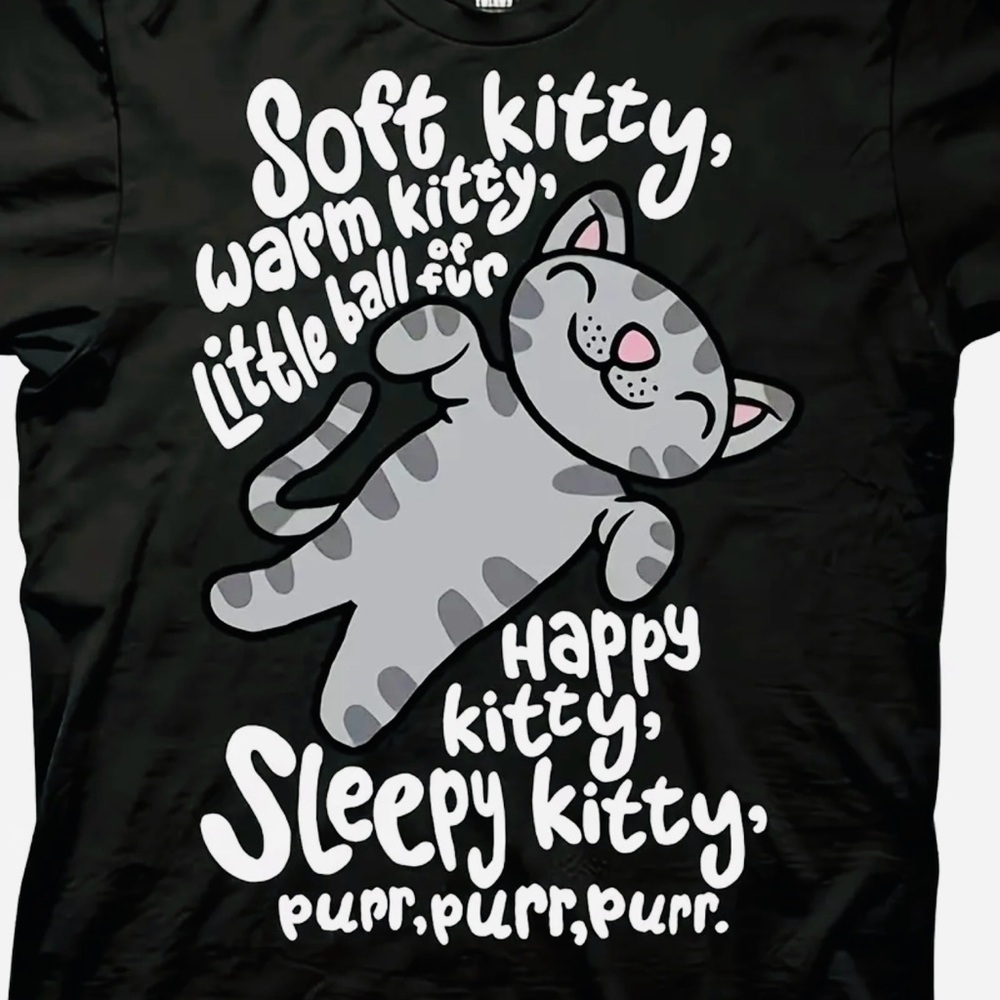 Gray Cat Graphic T-Shirt